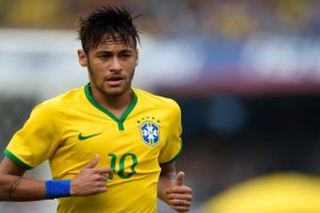 kering.com-切尔西三线联动加强整体比赛节奏，切尔西 three